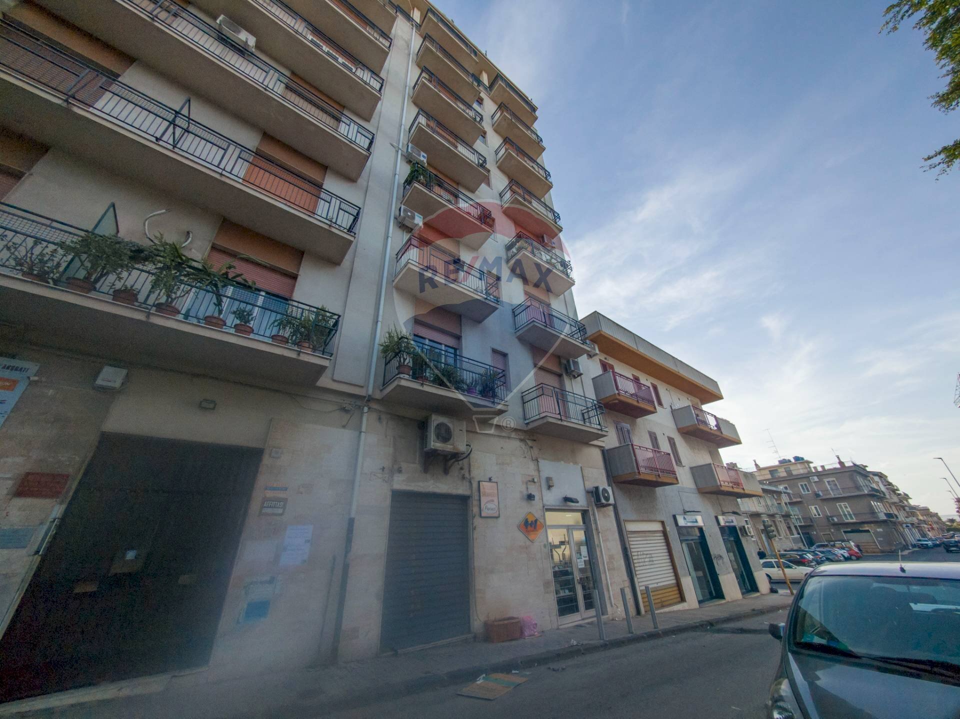 Edificio all\'aperto - Box via Libertà
 
41, Lentini - photo 3