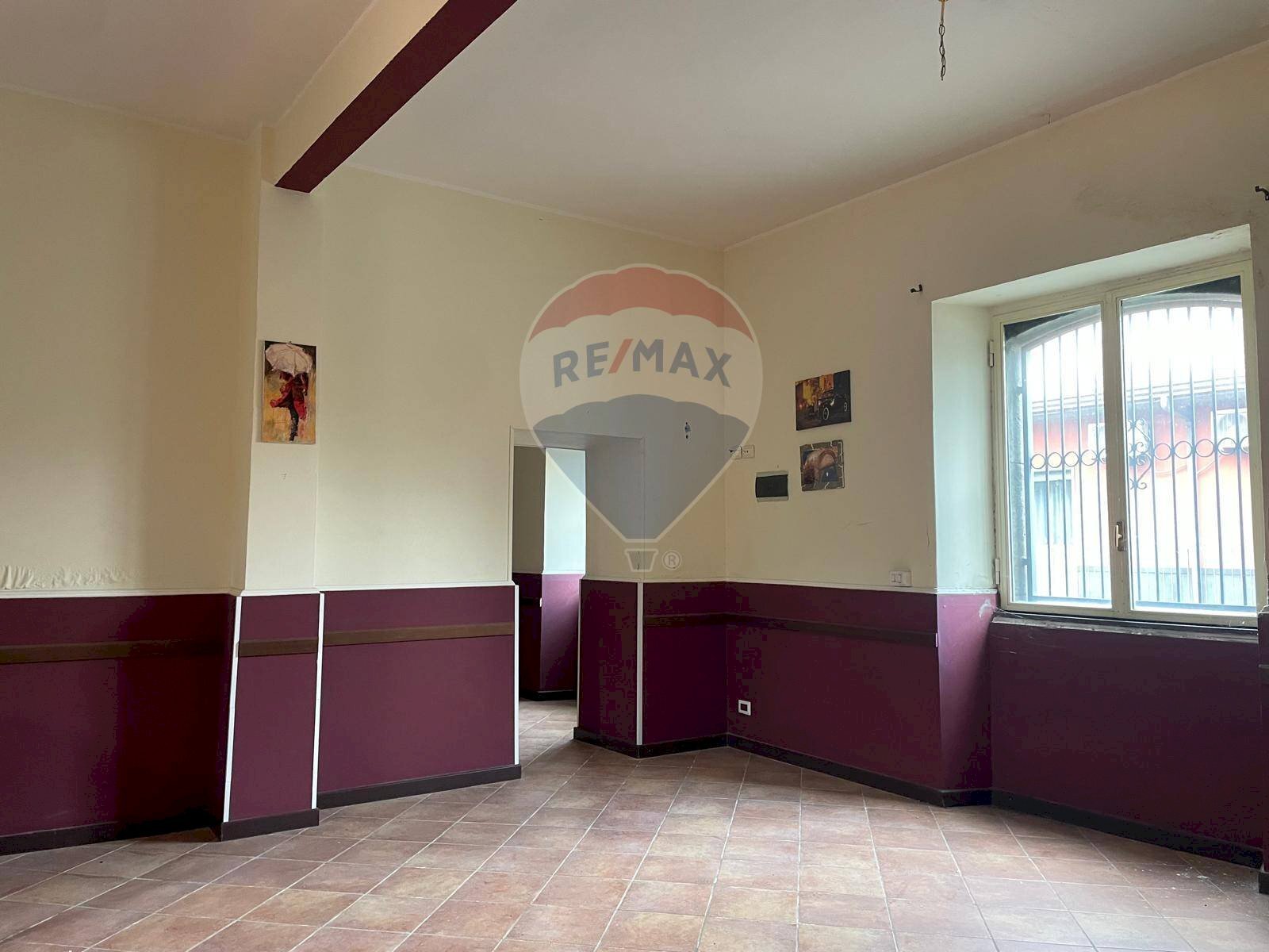 Stanza vuota - Locale Commerciale VIA PONTE BORIA
 
2, Calatabiano - foto 3