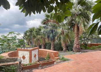 Terrazza - Locale Commerciale VIA PONTE BORIA
 
2, Calatabiano - foto 5