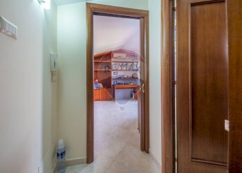 Hall / corridoio - Villa a Schiera Via Glorenza
 
40, Acireale - foto 20