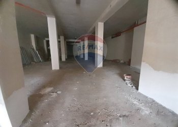 Parcheggio - Locale Commerciale Via Gramsci
 
58, Gravina di Catania - foto 12