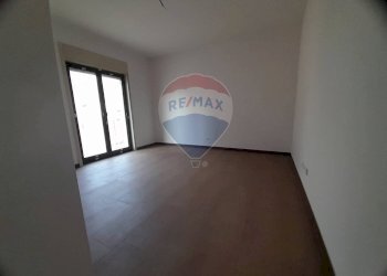 Stanza vuota - Appartamento VIA QUASIMODO
 
9, Camporotondo Etneo - foto 5