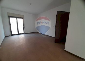 Stanza vuota - Appartamento VIA QUASIMODO
 
9, Camporotondo Etneo - foto 10