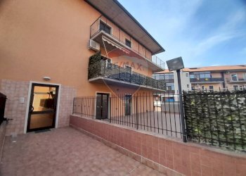 Edificio all\'aperto - Appartamento VIA QUASIMODO
 
9, Camporotondo Etneo - foto 12