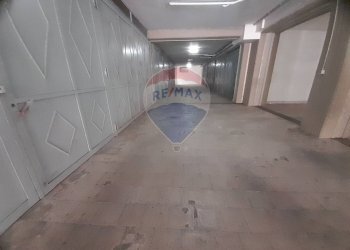 Parcheggio - Appartamento VIA QUASIMODO
 
9, Camporotondo Etneo - foto 31