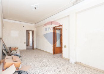 Stanza vuota - Appartamento VIA ETNEA
 
384, Gravina di Catania - foto 15