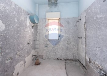 Bagno - Appartamento VIA ETNEA
 
384, Gravina di Catania - foto 44