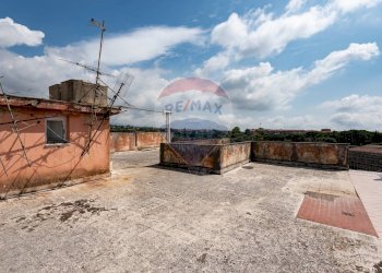 Terrazza - Appartamento VIA ETNEA
 
384, Gravina di Catania - foto 80