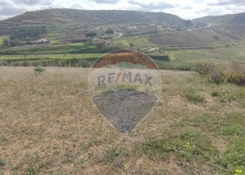 Vista delle montagne - Terreno agricolo CONTRADA SAN MARCO
 
SN, Caltagirone - foto 7