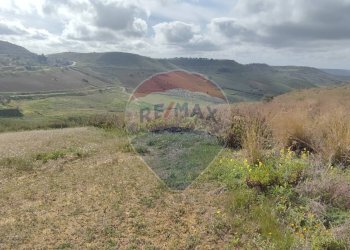 Vista delle montagne - Terreno agricolo CONTRADA SAN MARCO
 
SN, Caltagirone - foto 9