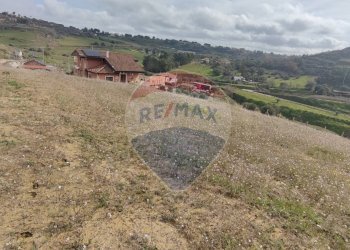 Vista delle montagne - Terreno agricolo CONTRADA SAN MARCO
 
SN, Caltagirone - foto 12