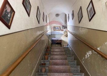 Scale - Casa semi indipendente VIA CAMPIONE
 
10, Adrano - foto 19