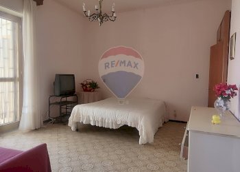 Camera / camera da letto - Villa via Ribera
 
26, Acireale - foto 5