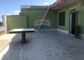 Terrazza - Trilocale via Della Regione
 
55, Adrano - foto 8