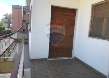 Balcone - Trilocale via Della Regione
 
55, Adrano - foto 19