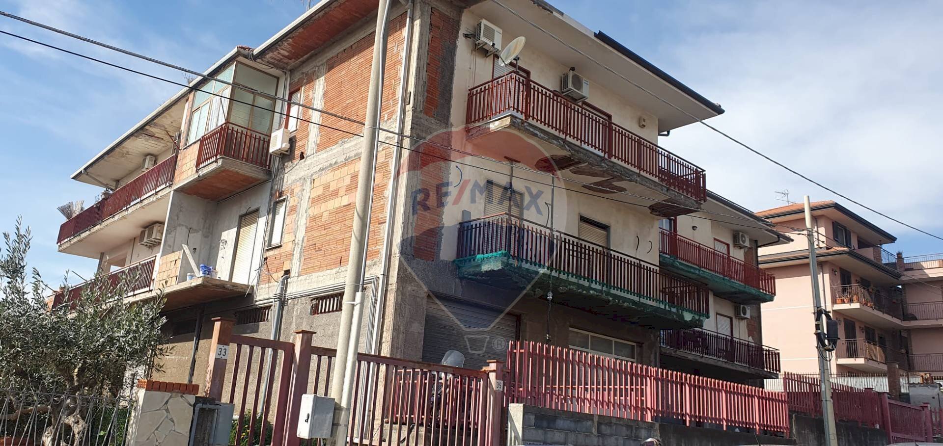 Edificio all\'aperto - Quadrilocale via Trigona
 
37, Misterbianco - foto 1