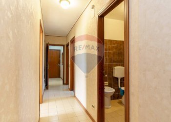 Hall / corridoio - Appartamento Viale dei Platani
 
79, Paterno - foto 11