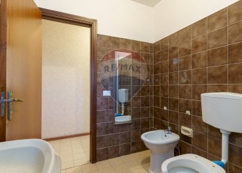 Bagno - Appartamento Viale dei Platani
 
79, Paterno - foto 29