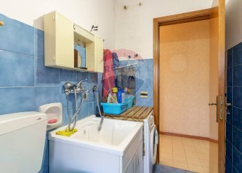 Bagno - Appartamento Viale dei Platani
 
79, Paterno - foto 31