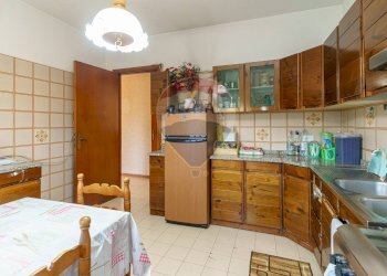 Cucina - Appartamento Viale dei Platani
 
79, Paterno - foto 37