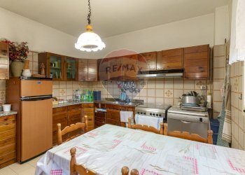 Cucina - Appartamento Viale dei Platani
 
79, Paterno - foto 38