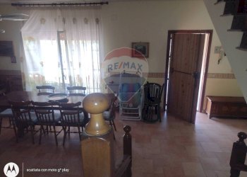 Sala da pranzo - Villa Via Saracina
 
3, Catania - foto 35