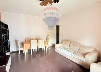 Sala da pranzo - Trilocale Via Gravina
 
30, Giarre - foto 6