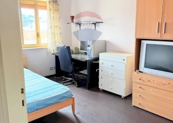 Camera / camera da letto - Trilocale Via Gravina
 
30, Giarre - foto 9