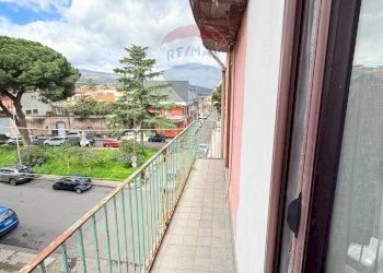 Balcone - Trilocale Via Gravina
 
30, Giarre - foto 13