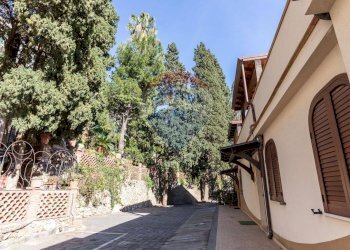 Edificio all\'aperto - Bilocale via francesco Atanasio
 
snc, Taormina - foto 37