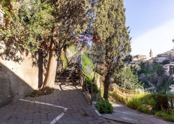 Giardino - Bilocale via francesco Atanasio
 
snc, Taormina - foto 42