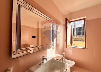 Bagno - Appartamento Località briga marina
 
76, Messina - foto 22