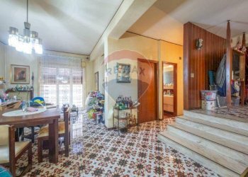 Sala da pranzo - Villa Via San Paolo
 
14/C, Tremestieri Etneo - foto 35