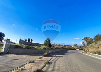 Edificio all\'aperto - Terreno edificabile VIA ROSARIO PITRELLI
4/6, Caltagirone - foto 3