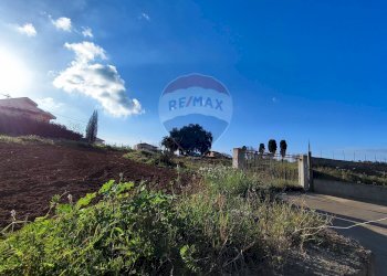 Vista delle montagne - Terreno edificabile VIA ROSARIO PITRELLI
4/6, Caltagirone - foto 10