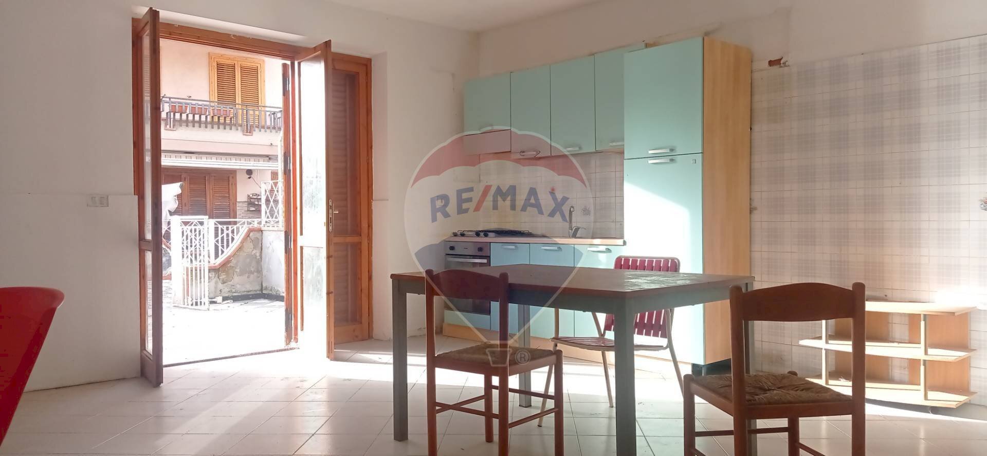 Sala da pranzo - Casa semi indipendente Via Sant' Anna
 
7-9, Mascali - foto 1