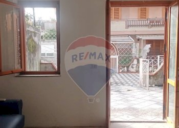Soggiorno - Semi-detached house Via Sant' Anna
7-9, Mascali - photo 3