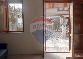 Soggiorno - Semi-detached house Via Sant' Anna
7-9, Mascali - photo 5