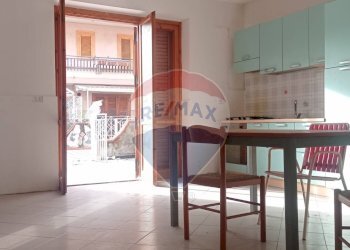 Sala da pranzo - Semi-detached house Via Sant' Anna
7-9, Mascali - photo 25