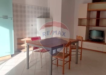 Sala da pranzo - Semi-detached house Via Sant' Anna
7-9, Mascali - photo 32