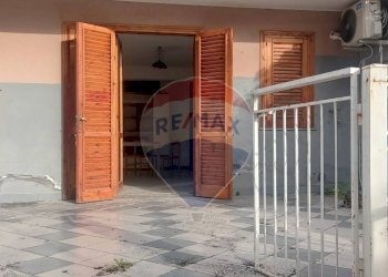 Ricezione / Lobby - Semi-detached house Via Sant' Anna
7-9, Mascali - photo 33