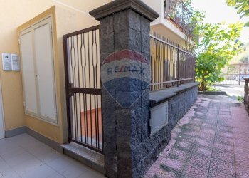 Edificio all\'aperto - Appartamento VIA DELLE FORNACI
 
13, Giardini-Naxos - foto 4