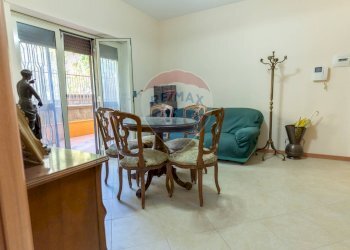 Sala da pranzo - Appartamento VIA DELLE FORNACI
 
13, Giardini-Naxos - foto 12