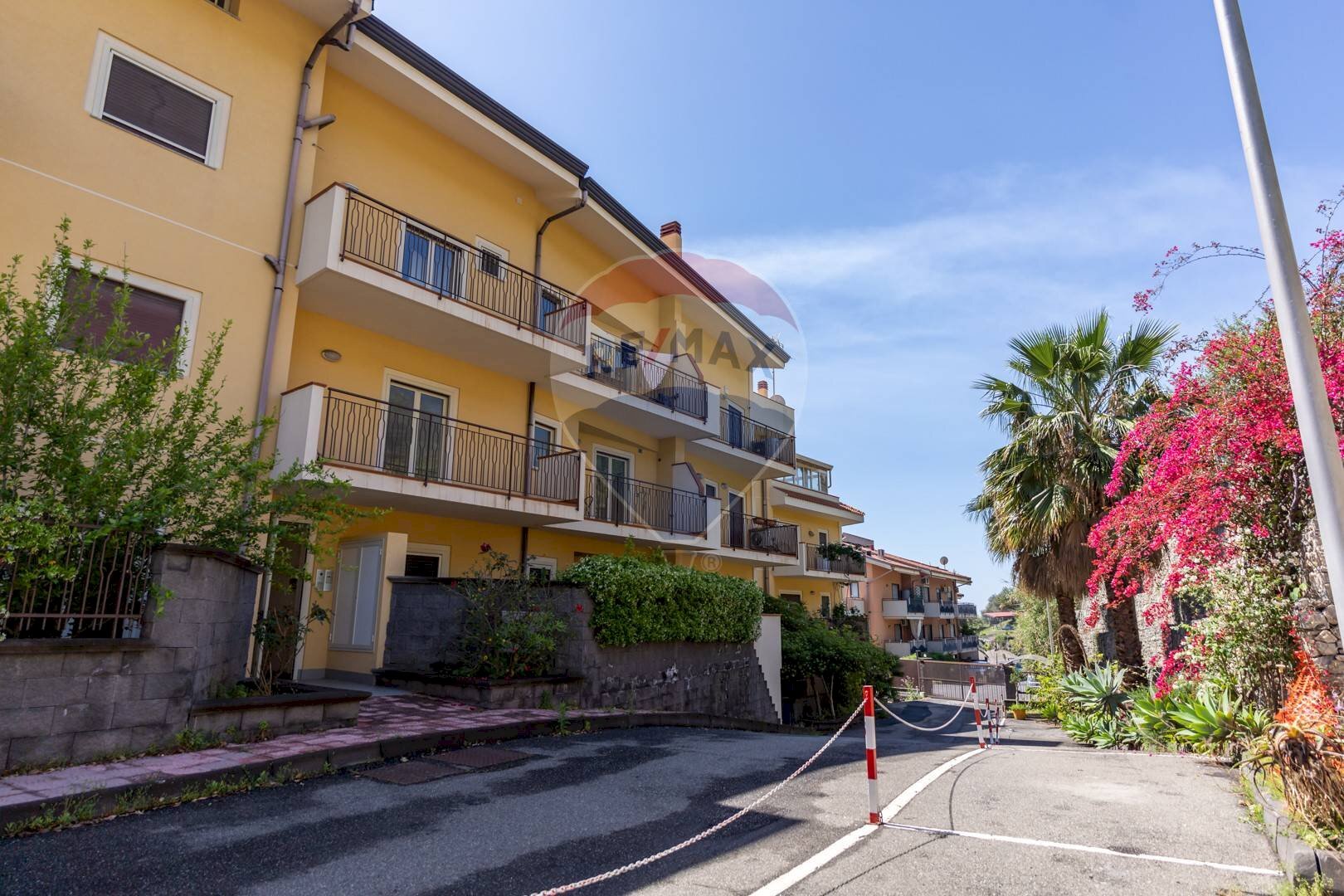 Edificio all\'aperto - Appartamento via delle Fornaci
 
13, Giardini-Naxos - foto 2