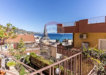 Balcone - Appartamento via delle Fornaci
 
13, Giardini-Naxos - foto 1