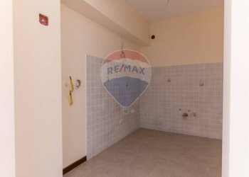 Stanza vuota - Appartamento via delle Fornaci
 
13, Giardini-Naxos - foto 10