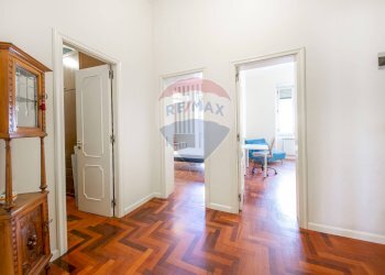 Hall / corridoio - Appartamento Via Centuripe
 
1, Catania - foto 16