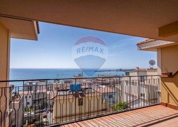 Balcone - Appartamento via delle fornaci
 
13, Giardini-Naxos - foto 2