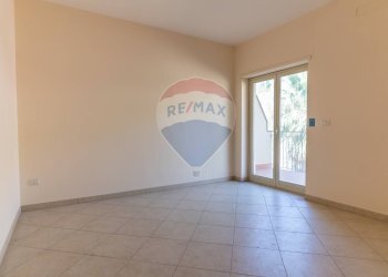 Stanza vuota - Appartamento via delle fornaci
 
13, Giardini-Naxos - foto 11