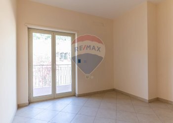 Stanza vuota - Appartamento via delle fornaci
 
13, Giardini-Naxos - foto 12